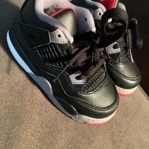 Air Jordans 4 Retro